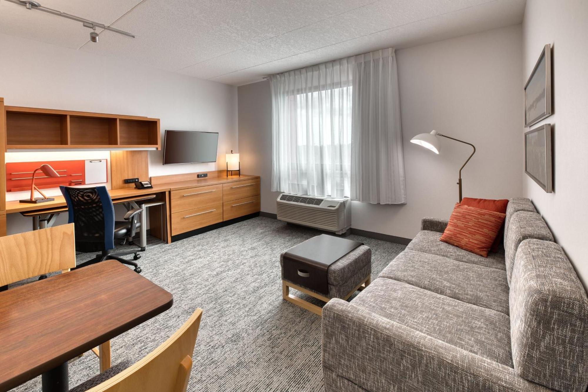 Towneplace Suites By Marriott Belleville Buitenkant foto